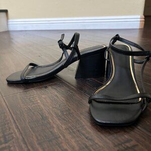 Black Chunky Kitten Heels